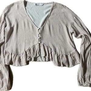 SO Gray Ruffled Crop Blouse